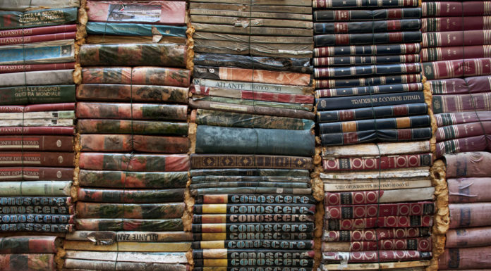 Curated list of e-zines, publishers, and online communities for writers, artists, and photographers