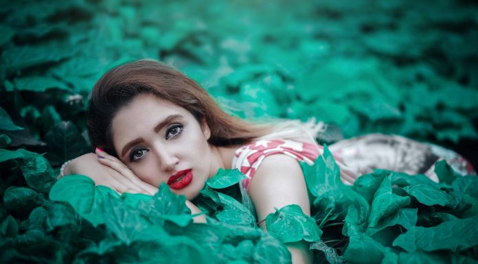 Falling Asleep to an Imagined Pretty Girl