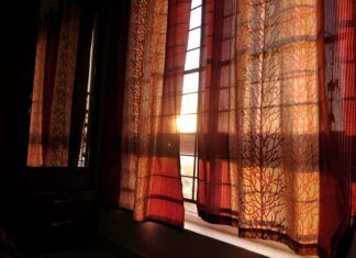 Curtain Closed