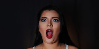 Exhibition stand jewelry