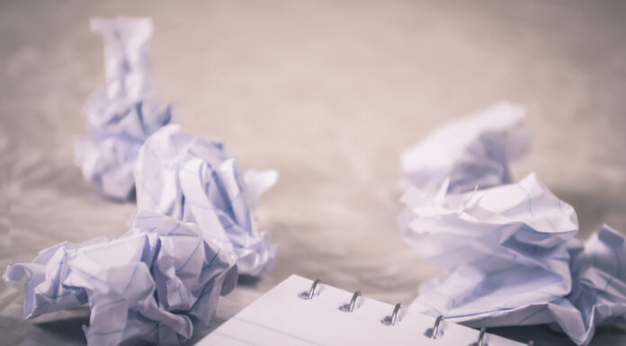 Clippings of bad poetry