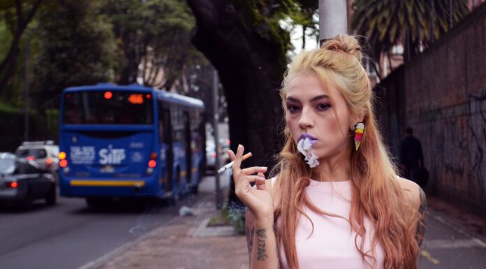 FUZZY TREE women's wearing white top