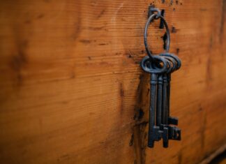 Once it took a black skeleton keys