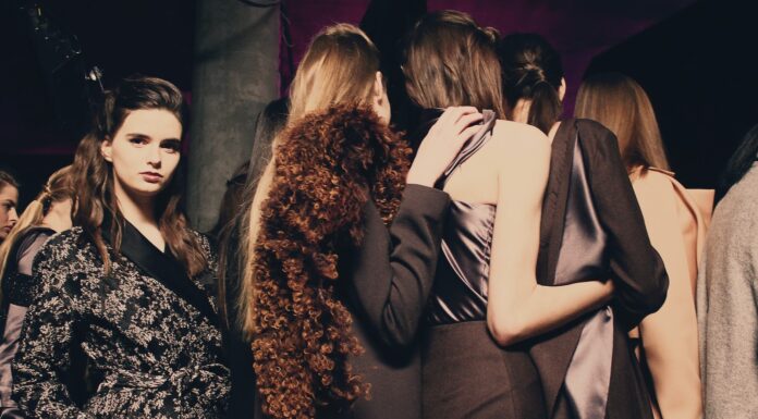 BREATHLESS woman in black and white floral long sleeve shirt