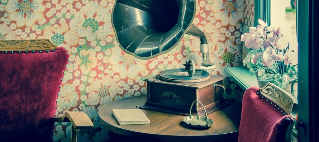 We will now inventory obsolete lonely sounds in the world