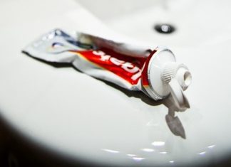 Ode to the Remaining Toothpaste in the Tube