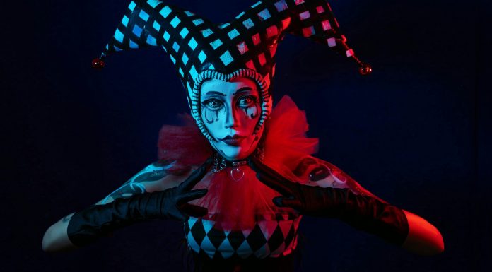 A Comedy of Marching Graves